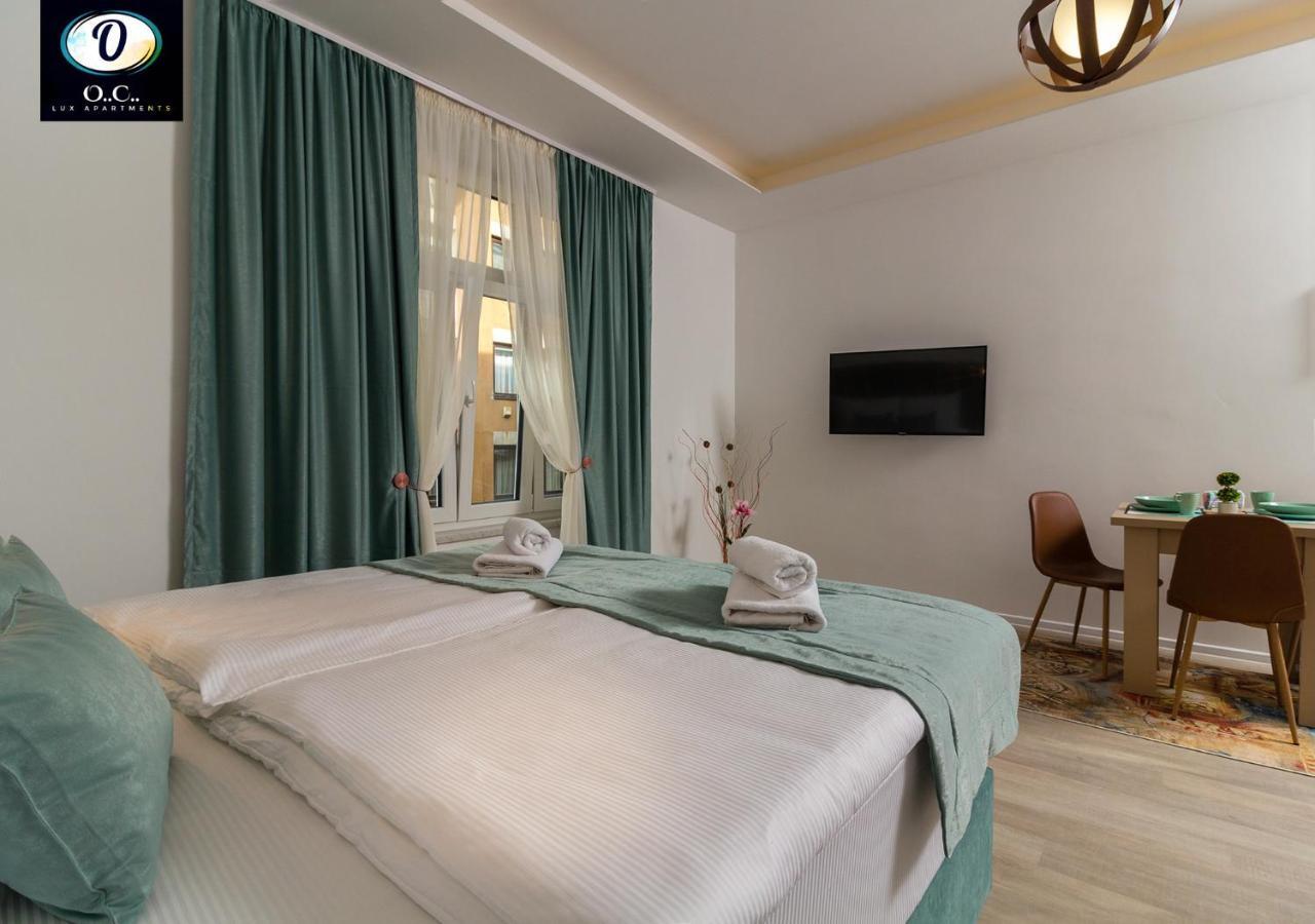 O..C.. Lux Apartments Sarajevo Bagian luar foto